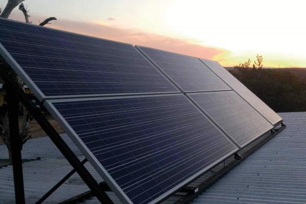 Paneles-Solares-Fotovoltaicos-Córdoba-Instalación-111-600x400